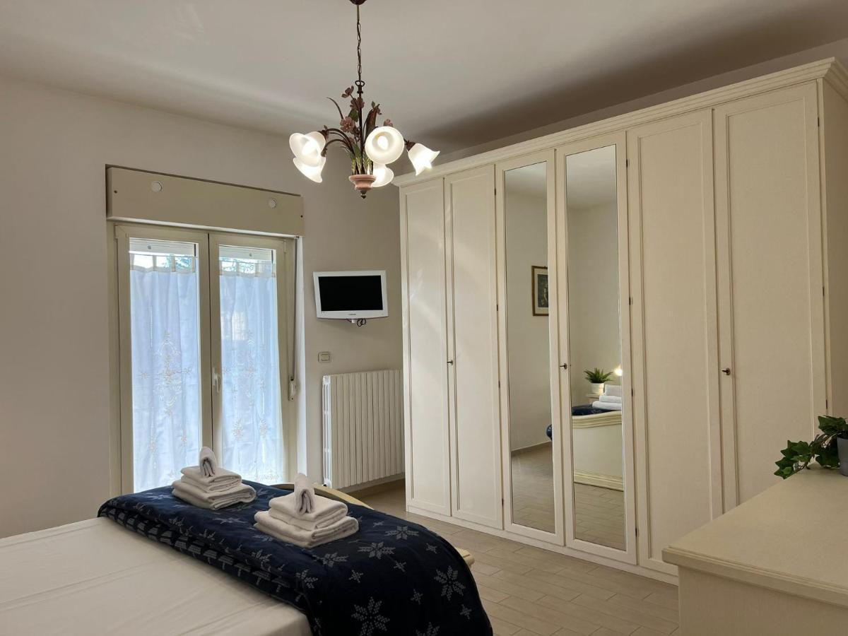 Apartament La Torretta LʼAquila Zewnętrze zdjęcie